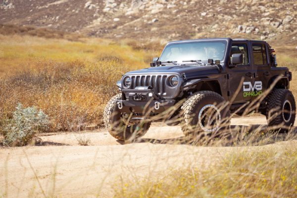 DV8 Offroad 07-23 Jeep Wrangler Gladiator JT JK JL FS-25 Stubby Front Bumper w Plated Bull Bar For Sale